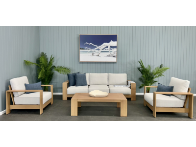 Capricorn Outdoor Lounge Setting